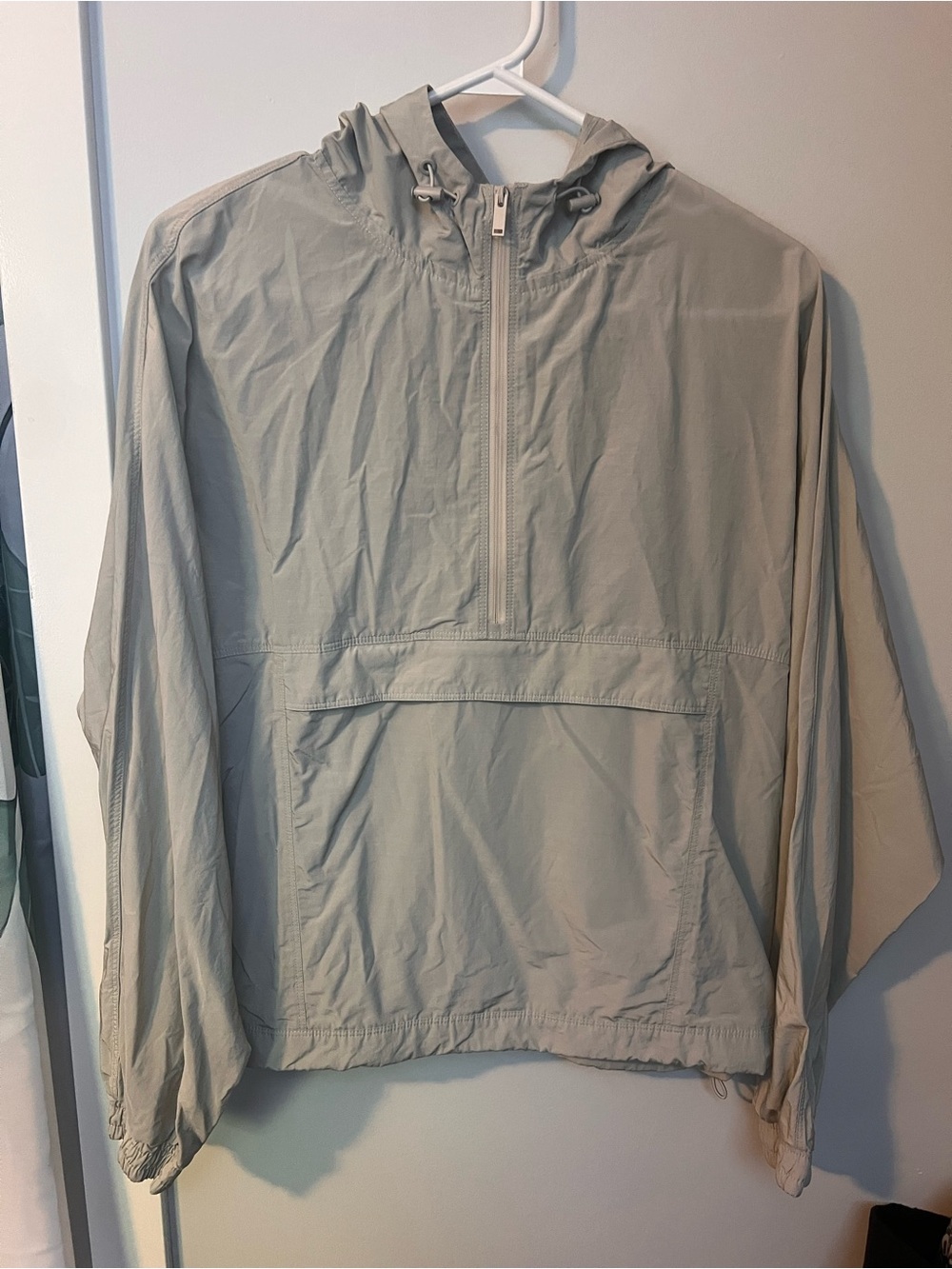 Babaton Light Gray Hooded Pullover Windbreaker